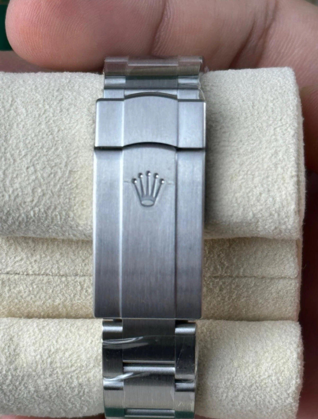 46103116